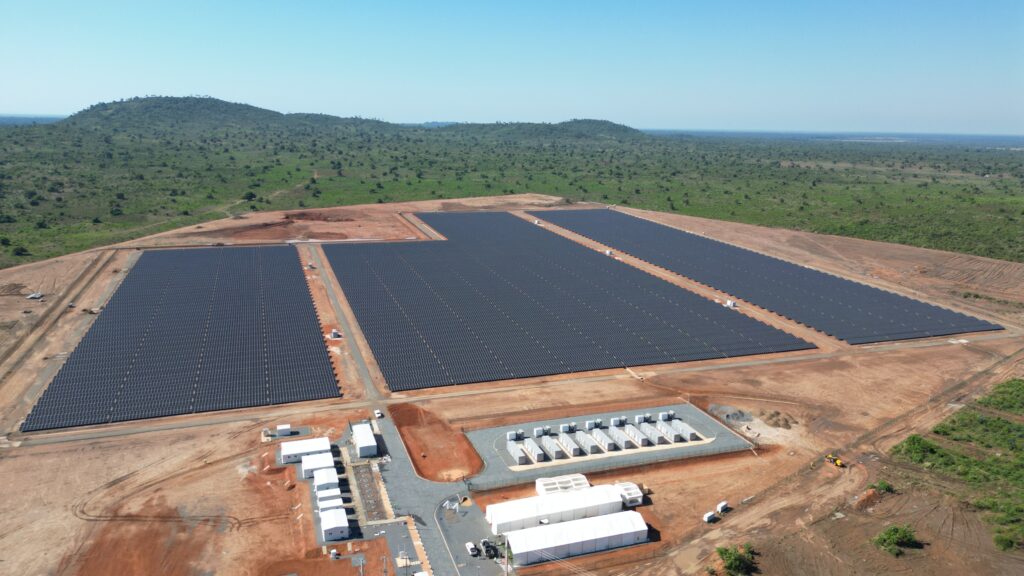  MCA entrega em Angola maior sistema off-grid de energia renovável no Continente Africano