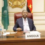 Líderes africanos avaliam resposta ao surto de Ébola em reunião vir